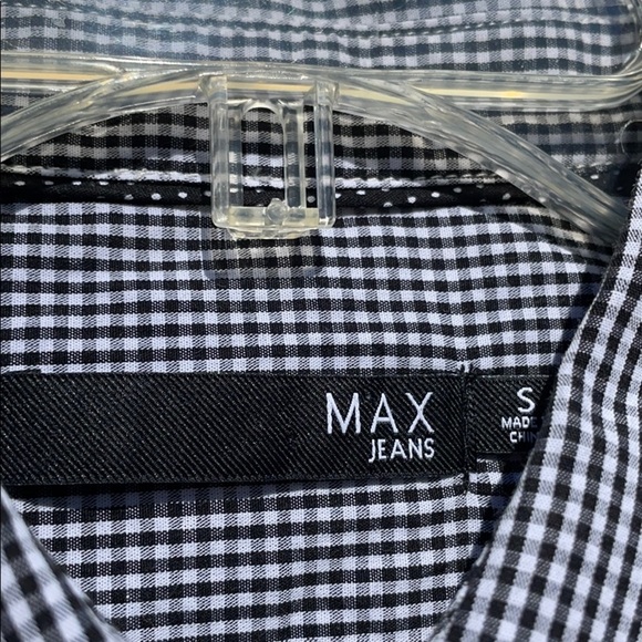 Max Jeans top, size small - Picture 6 of 9